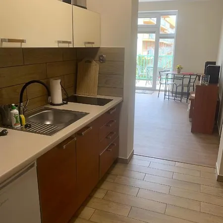 Dorota-lidia アパート